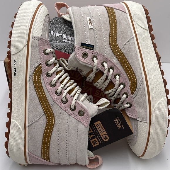 Vans WMNS Sk8-Hi Mte-2 Marshmallow/Multi
VN0A5HZZBP3 Lace Up Boots Cold Weather - Picture 11 of 16